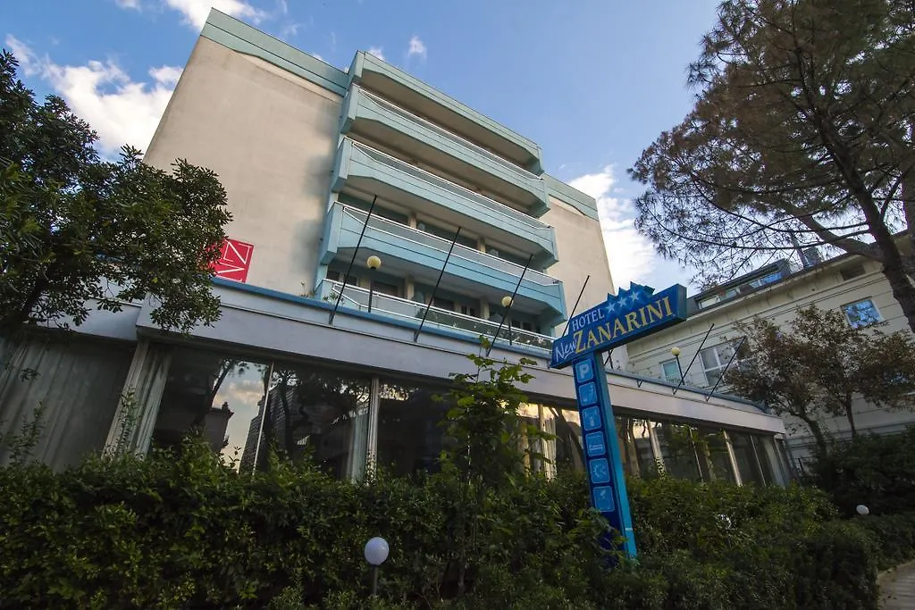 Hotel Zanarini In Centro A Riccione