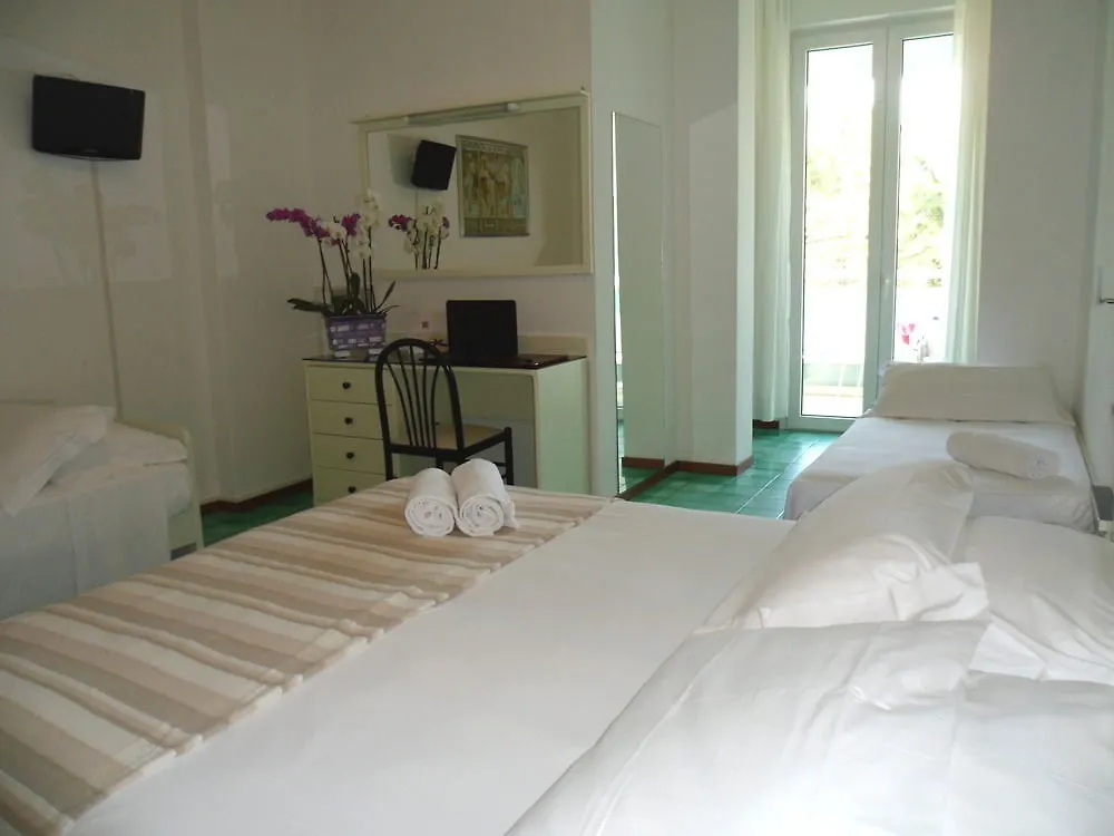 ***  Hotel Zanarini In Centro A Riccione Italy
